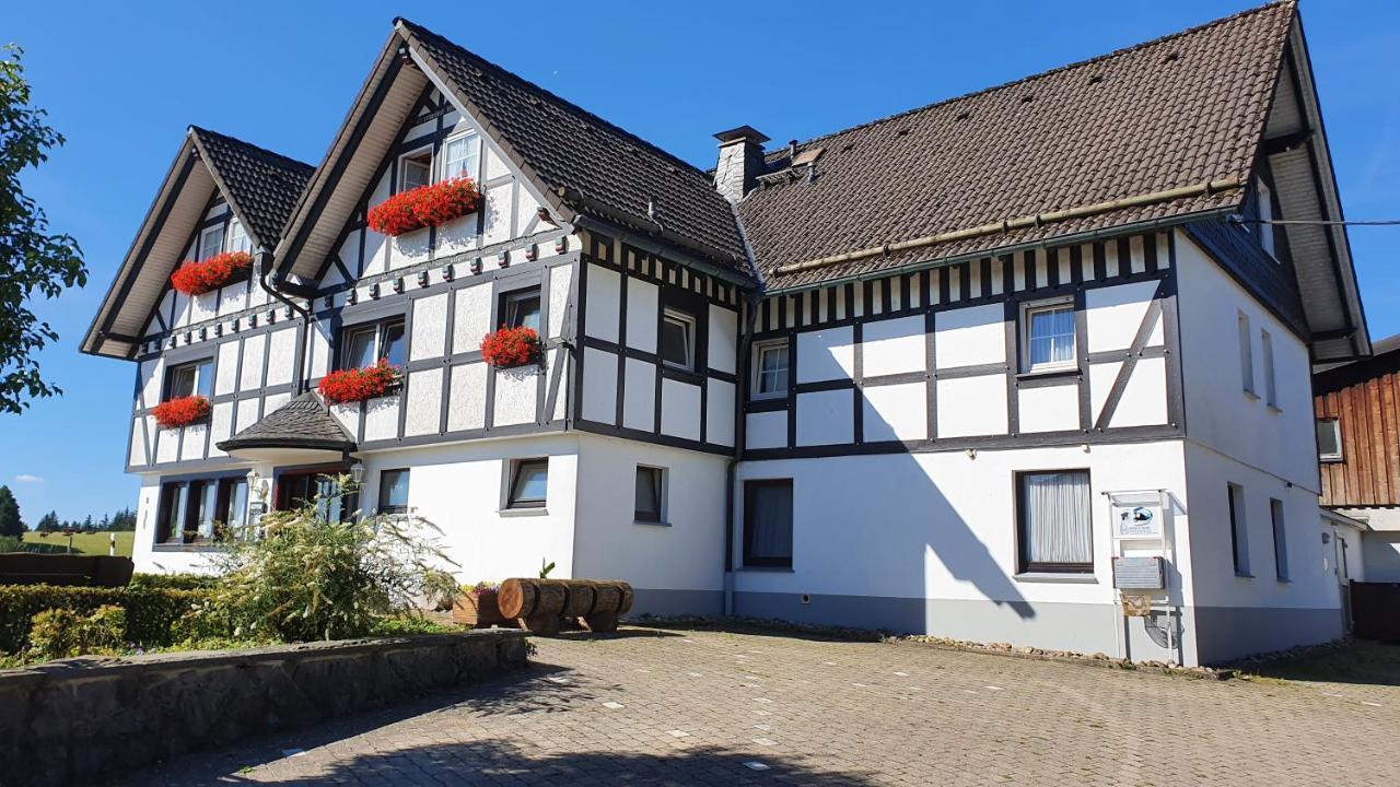 Landgasthof Rademacher Finnentrop Exterior photo